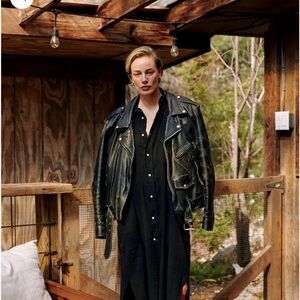 Elegant Black Maxi Dress